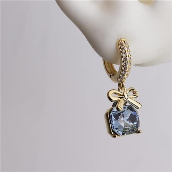 Tiny Small Hoop Earrings Set | 14K Gold Plated Huggies - Picture 4 of 6